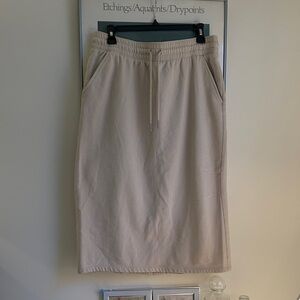 H&M Cream Pencil Skirt